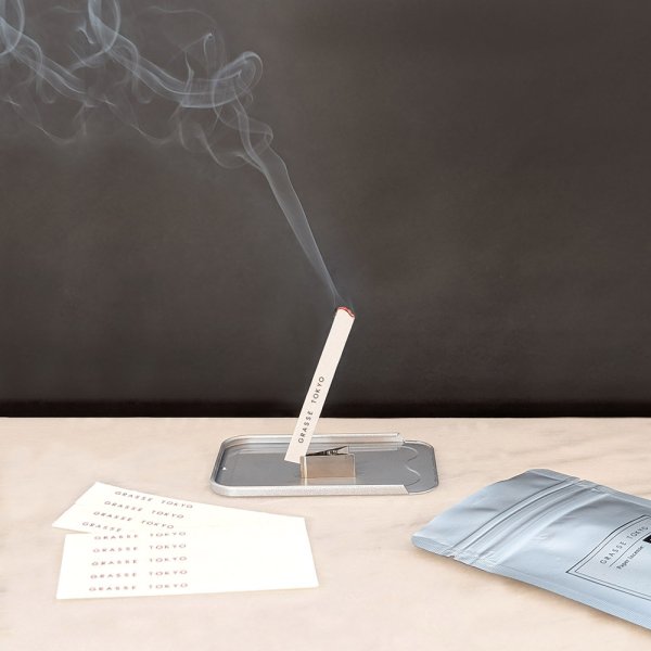 画像4: ペーパーインセンス＜紙のお香＞ リフィル（詰め替え）30枚入り ／ ジャスミン (4)